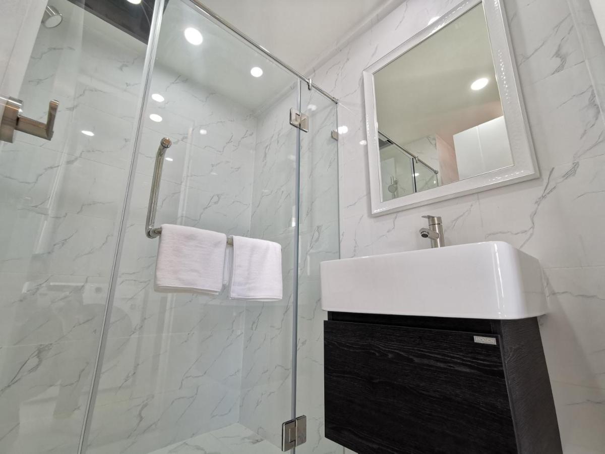 Abc@48 Hotel & Service Apartment Банкок Екстериор снимка