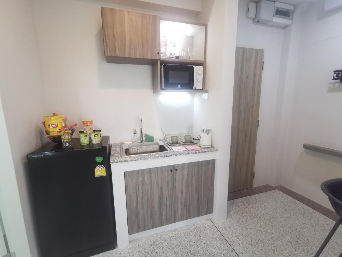 Abc@48 Hotel & Service Apartment Банкок Екстериор снимка